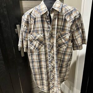 Bullhead men’s size extra-large button up short sleeve plaid shirt, 100% cotton